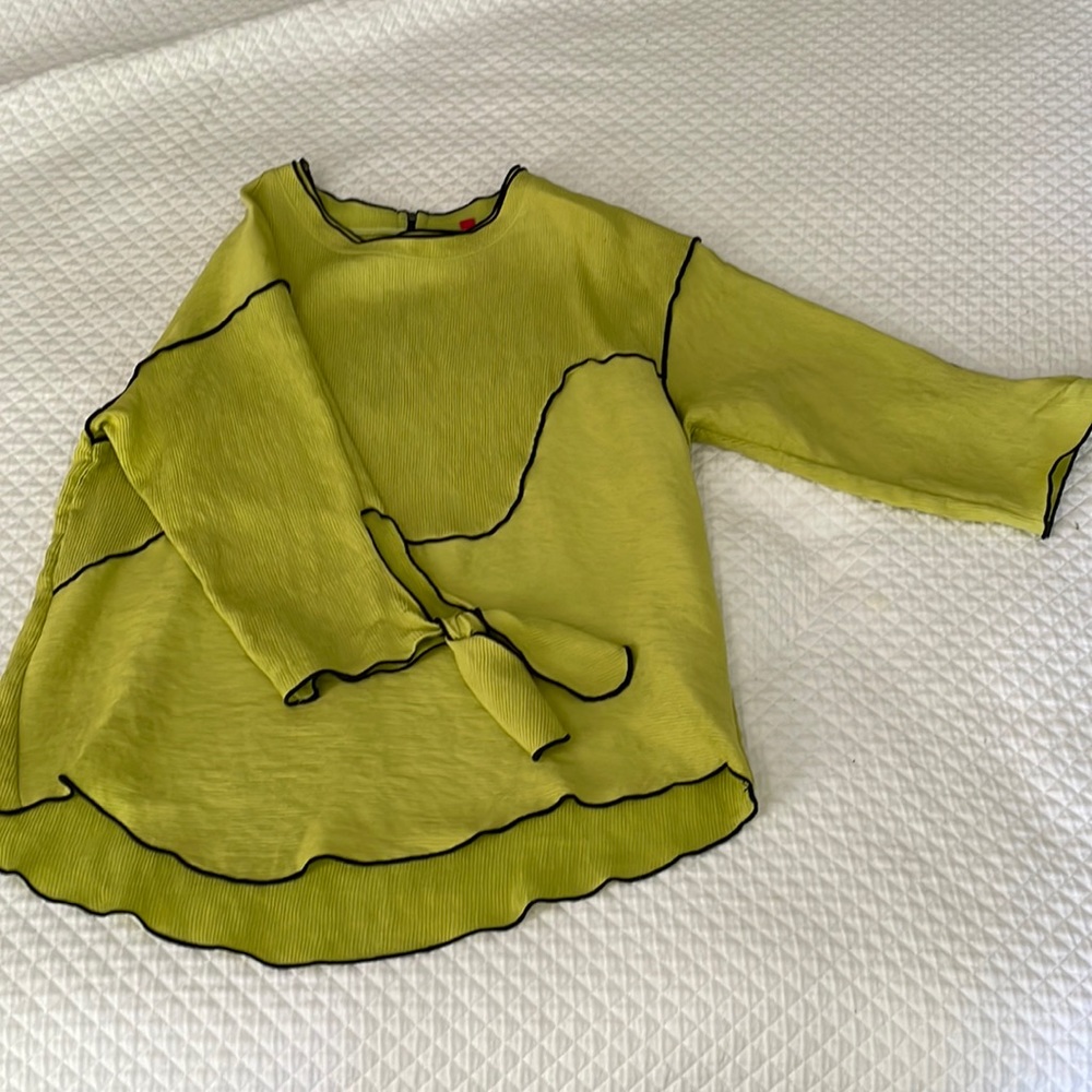IC by Connie K Women's Blouse Green Size M. Smoke free home